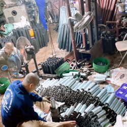 Tuyển 2 Thợ Tiện Miễn Trung Gian