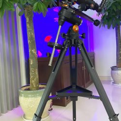 Kính thiên văn khúc xạ Celestron SCTW 102