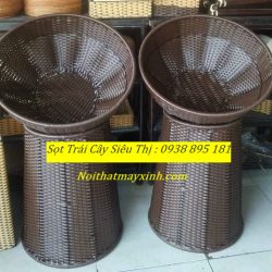 Giỏ mây trưng bày trái cây trong siêu thị lotte mart