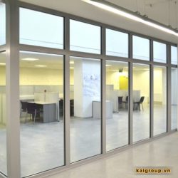 Ứng dụng vách ngăn kính chống cháy EI30 trong thiết kế nội thất