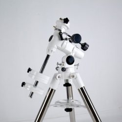 Chân kính thiên văn SkyWatcher EQ3-D ống thép