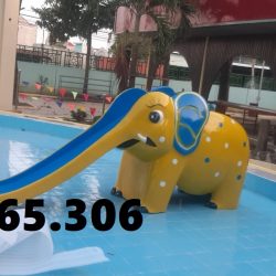 Cầu trượt hồ bơi trẻ em ngoài trời nhiều mẫu đa dạng