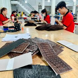 Cần tìm người hợp tác kinh doanh ví, dây lưng da bò thật