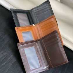 Xưởng Sản Xuất Mặt Hàng Đồ Da Phân Phối Toàn Quốc