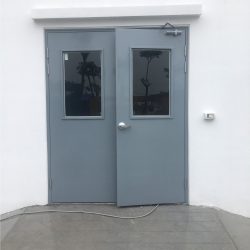 Ưu điểm nổi bật của cửa thép chống cháy có ô kính