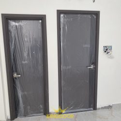 Giá Cửa Nhựa Composite Tại Quận 11 - Cửa Nhựa Chịu Nước Tốt