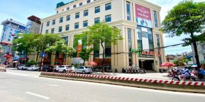Nhà mặt phố Lạc Long Quân – Vị trí đắc địa - Kinh doanh cực đỉnh - Giả chỉ 5 tỉ
