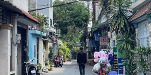 NHÀ ĐẸP HẺM Ô TÔ, 3 TẦNG,GIÁP BÌNH TÂN,TÂN PHÚ CHỈ 3 TỶ 45.