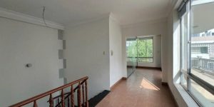 Bán nhà Hẻm 10m Nguyễn Xí - gần VinCom, Nơ Trang Long, 10x17m, 3 Tầng, 8PN,