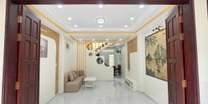 Nhà phố khu dân cư yên tĩnh, phù hợp khách ở lâu dài. Ngay Bờ Bao Tân Thắng kế
