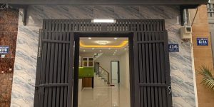 NHÀ 2 TẦNG 4 PHÒNG NGỦ, MỚI XÂY VÀO Ở NGAY - HẺM OTO ĐỖ CỬA, LỘ GIỚI CHỈ CÓ