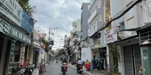 Bán nhà Nhà Mặt tiền Nguyễn Đình Chính -  giao Nguyễn Văn Trỗi, 5x22m, 2 Tầng,