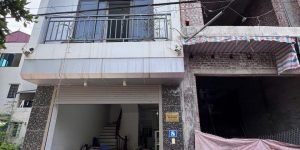 Chính chủ ban nhà Đông Mỹ, Thanh Trì - 50m2 - 4 tầng - ngay cạnh sân bóng - ngõ