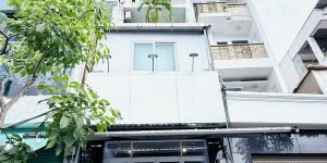 BÁN NHÀ MẶT TIỀN ĐƯỜNG QUẢNG HÀM, – DT 97M2, SAU QH CÒN 56M2, 4 TẦNG , 6 PHÒNG