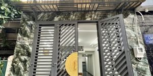 Nhà đẹp 2 tầng Trương Phước Phan-nội thất xịn xò