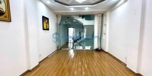 Cho thuê nhà Bùi Tá Hán, 4x20m, 4PN, 4 tầng, giá 32 triệu