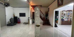 Bán nhà Mặt Tiền Trần Bình Trọng - gia Nguyễn Văn Đậu, 8,3x21m, Cấp 4 - 1 đời