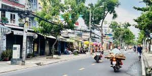 BÁN NHÀ HẺM XE HƠI-PHẠM THẾ HIỂN QUẬN 8 - NGANG 9.1M - 94M2- NHỈNH 7TỶ- LH