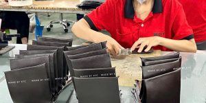 Tại sao hàng trăm đại lý bỏ thương hiệu lớn để nhập sỉ tại Xưởng Đồ Da này?