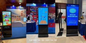 Cho thuê standee điện tử 55 inch chính hãng giá rẻ