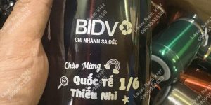 Bình giữ nhiệt khắc laser - món quà 1/6 ý nghĩa cho các bé