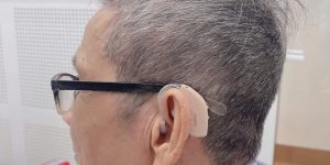 máy trợ thính cho người cao tuổi