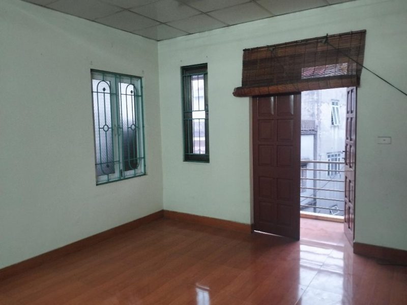 ban-60m-yen-duyen-tang-nha-lo-goc-o-to-thong-hoang-mai