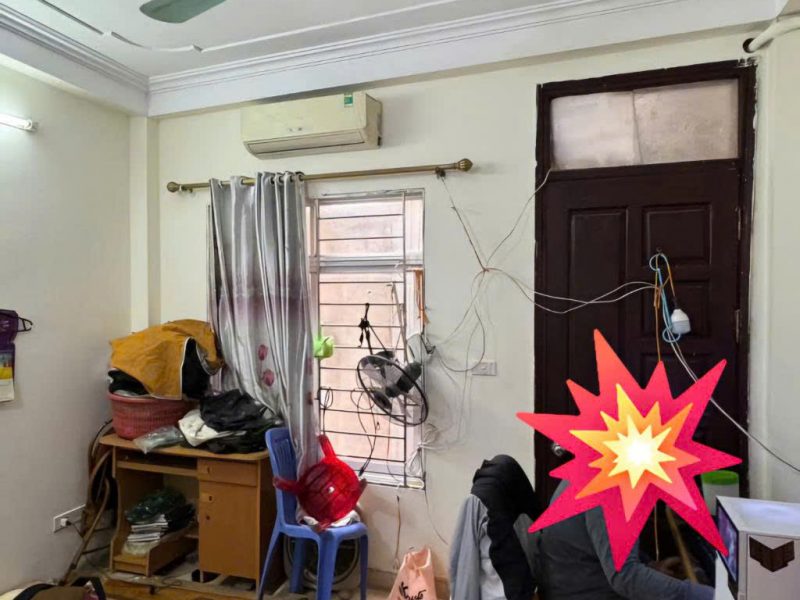 ban-nha-tan-mai-5-tang-dan-xay-o-to-cach-20m-hoang-mai