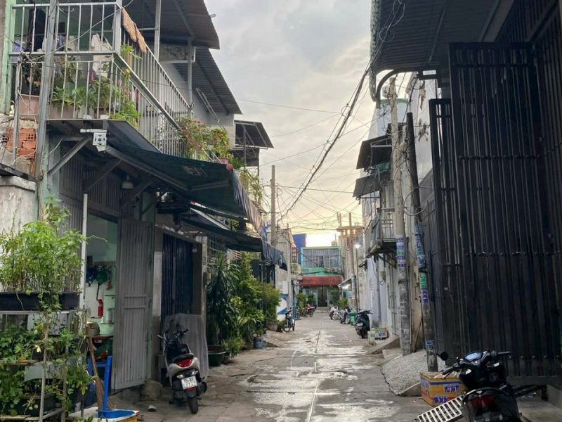day-6-phong-tro-hem-3-xet-duong-so-4-binh-hung-hoa-b-tong-dt-66m2-gia-3-99-ty