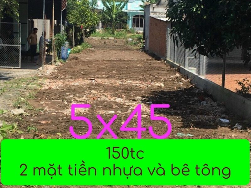 ban-246-m-dat-hai-mat-tien-duong-nhua