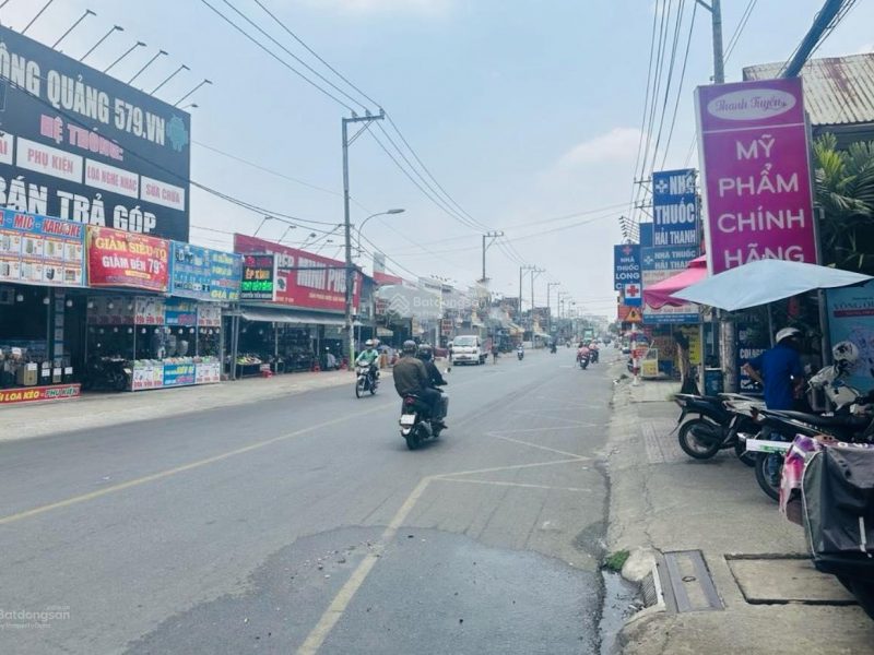 hiem-dat-doi-dien-vincom-cat-lo-lo-biet-thu-261m2-sat-lang-dai-hoc-long-thanh
