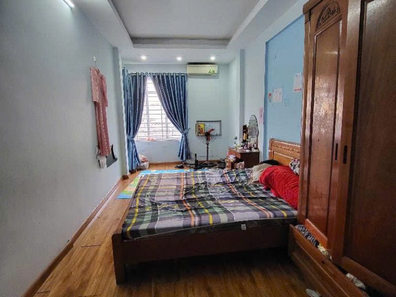 ban-nha-vinh-hung-5-tang-long-lanh-o-ngay-hoang-mai