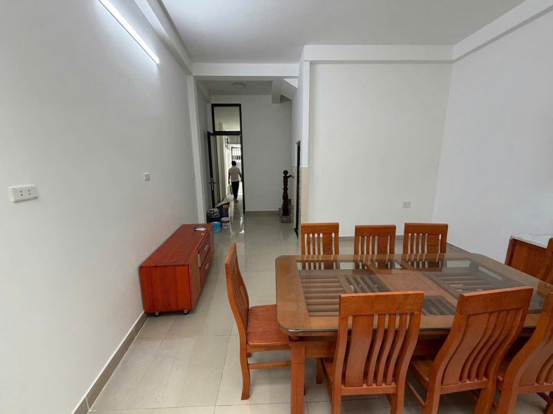 cho-thue-nha-1-tret-1-lau-duong-50-hbc-lien-ke-pvd-gia-9-trieu-san-may-lanh-2pn
