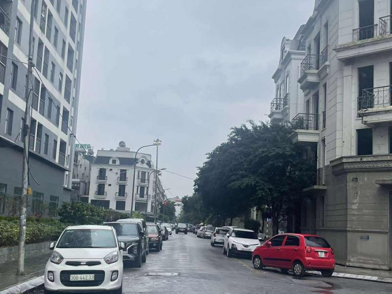 chinh-chu-can-ban-can-shophouse-hai-phat-gia-lam-dt-90-m2-gia-21-ty-lh