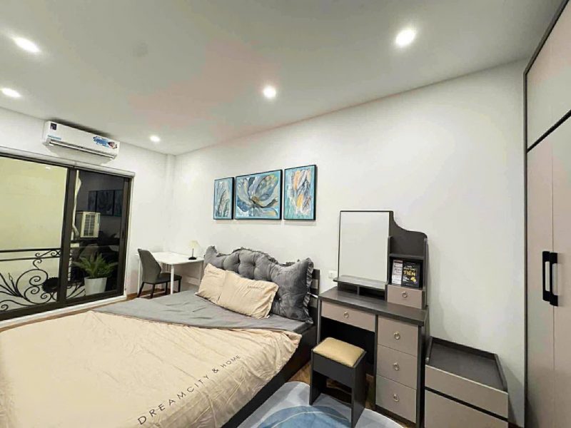 hang-hiem-ngoc-thuy-phan-lo-7-tang-thang-may-nha-moi-7tang-40m2-hon