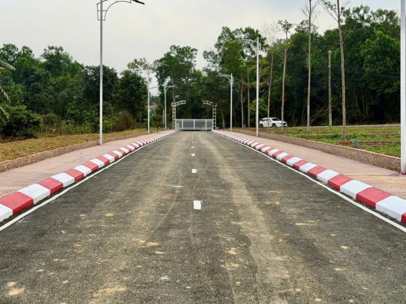 can-ban-lo-sieu-pham-dong-truc-sat-khu-cnc-dh-fpt-cach-my-dinh-15-78m-nhinh