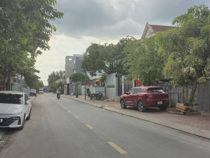 nha-ban-ngay-metro-nha-may-bia-tiger-le-van-khuong-0971911138-liem