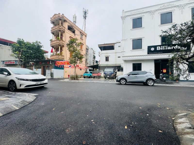 31m-dat-trung-tam-phuc-loi-o-to-vao-dat-sat-vach-vinhomes-chi-5-1ty-