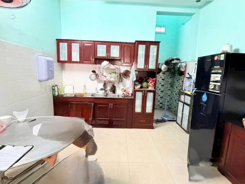 nha-binh-tan-hem-8m-72m2-3-tang-btct-chi-nhinh-6-ty