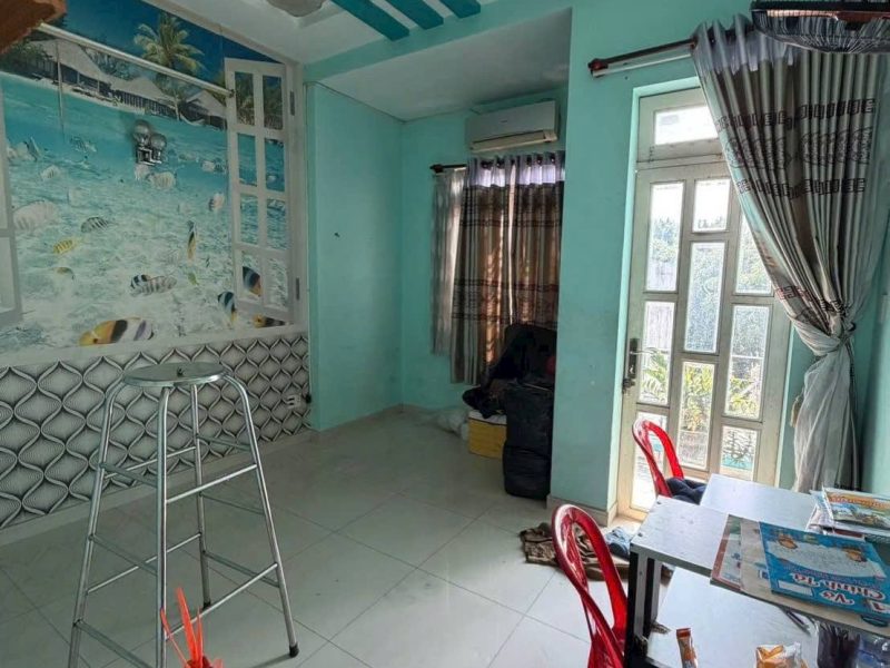 nha-binh-tan-hem-8m-72m2-3-tang-btct-chi-nhinh-6-ty