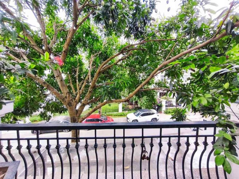 nha-that-vinhome-riverside-85m-gan-ho-dieu-hoa-37-ty-long-bien-ha-noi