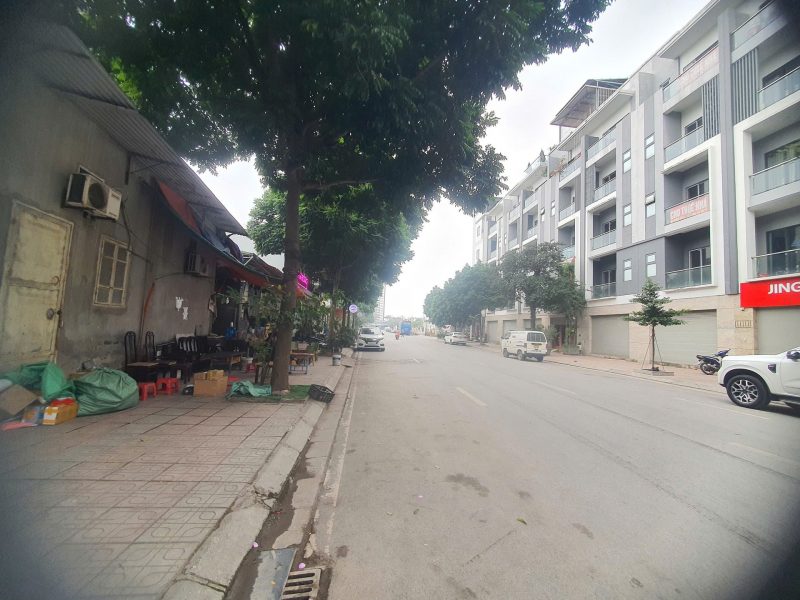 tin-that-doi-dien-biet-thu-ly-son-long-bien-24-ty-90m-via-he-rong
