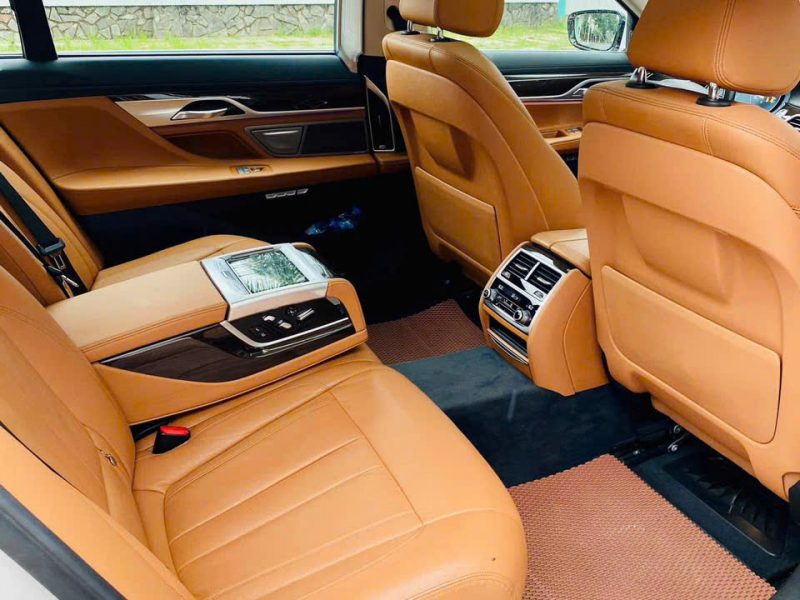 bmw-2018-cuc-dep-gia-chi-1-ty-650-trieu