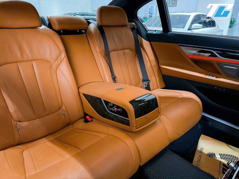 bmw-2018-cuc-dep-gia-chi-1-ty-650-trieu