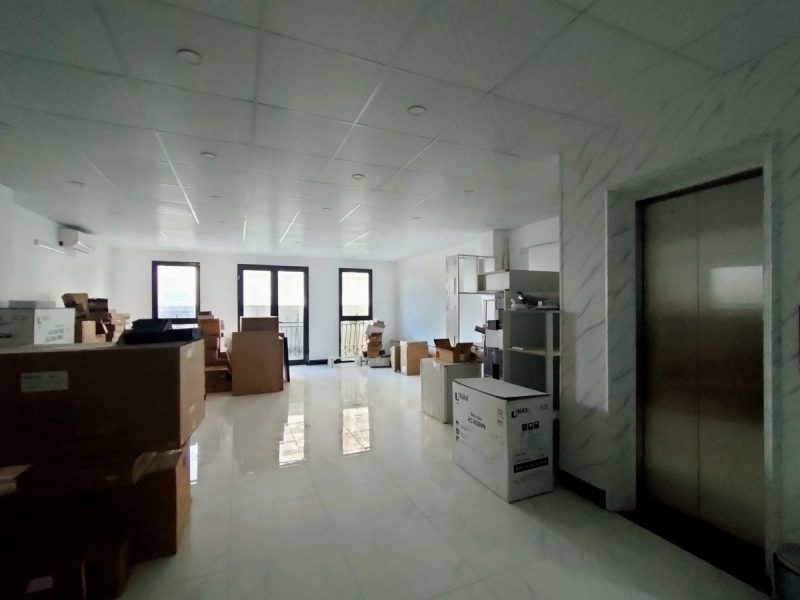 ban-nha-mat-pho-ai-mo-bo-de-long-bien-226m2-mt11-5m-via-he-kinh-doanh-85