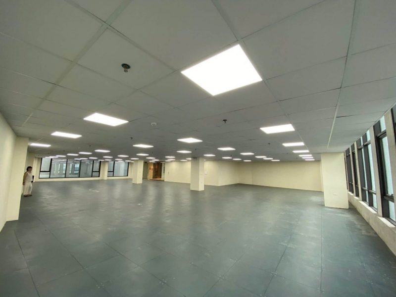 ban-toa-van-phong-mat-pho-hong-tien-keo-dai-long-bien-115m2-8-t-mat-tien