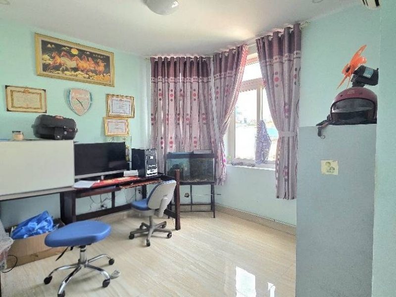 -k2616-khan-hiem-chdv-10p-dong-tien-san-sat-cau-binh-loi-gia-15-x-ty
