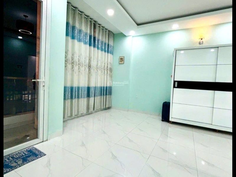 mat-tien-duong-12m-3-tang-5x20m-kdc-binh-hung-binh-chanh-gan-ben-xe-q8