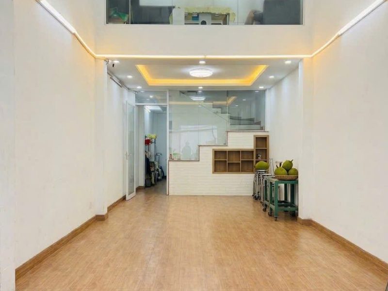 duong-8m-xe-tai-thong-sat-mat-tien-thoai-ngoc-hau-gan-80m2-4-tang-9-3-ty