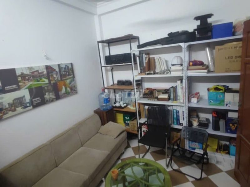 cho-thue-van-phong-tang-2-ngo-553-giai-phong
